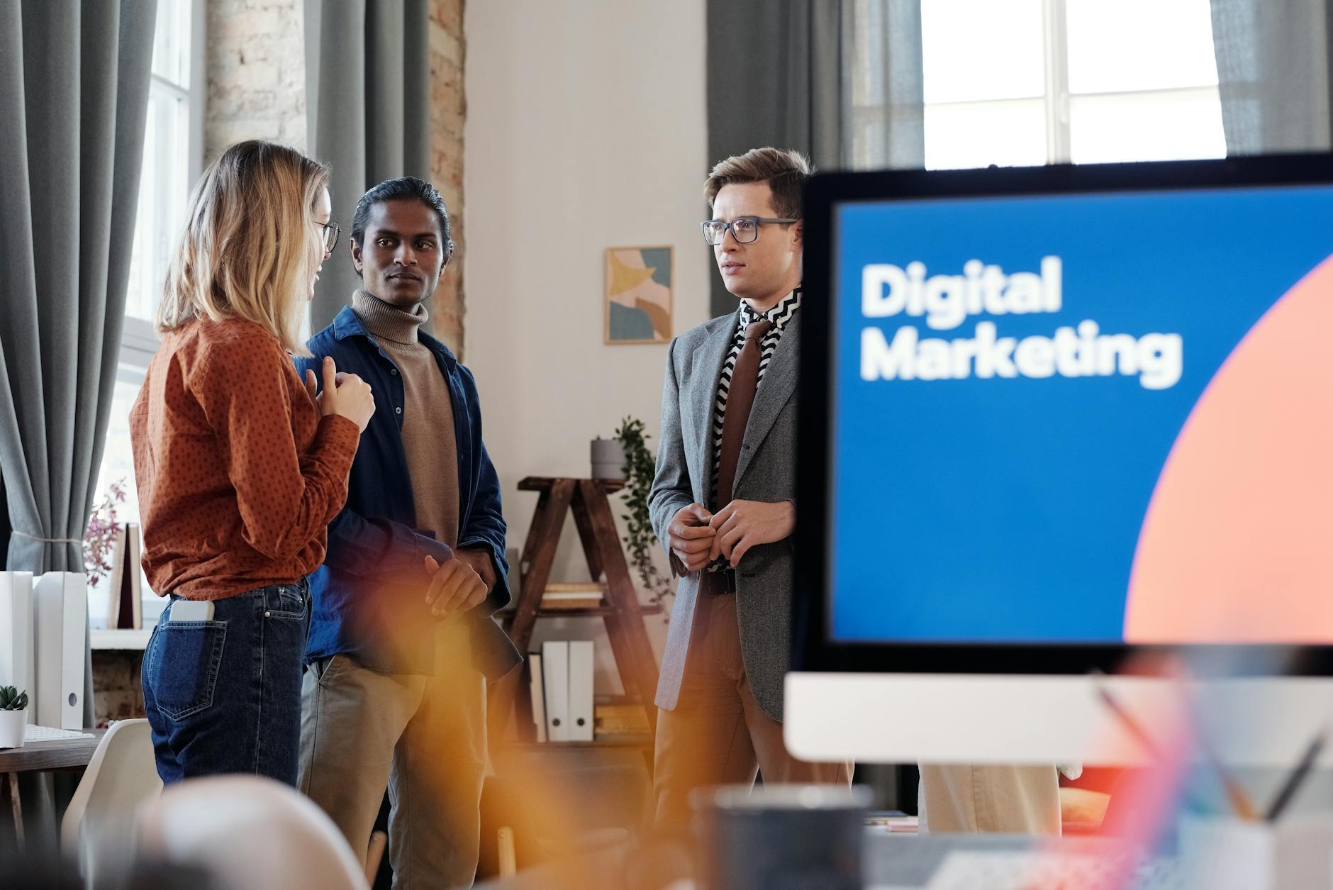 Brisbane SEO teams collaborate on multi-channel campaigns